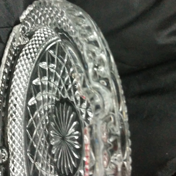Large Vintage ashtray. Clear glass. - Picture 3 of 4